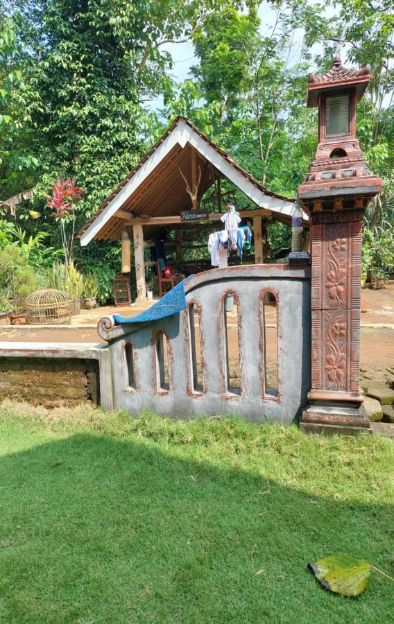 Nara Homestay Syariah Mangunan Екстериор снимка