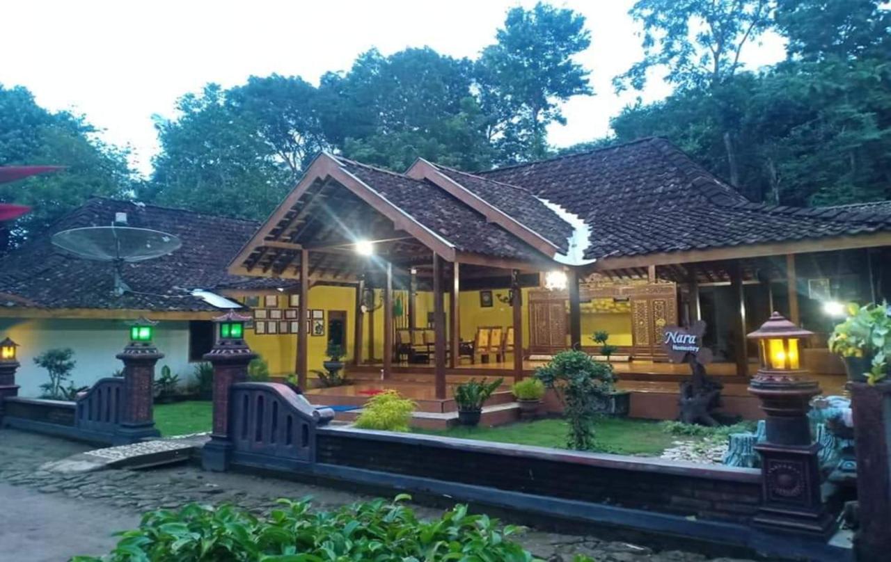 Nara Homestay Syariah Mangunan Екстериор снимка